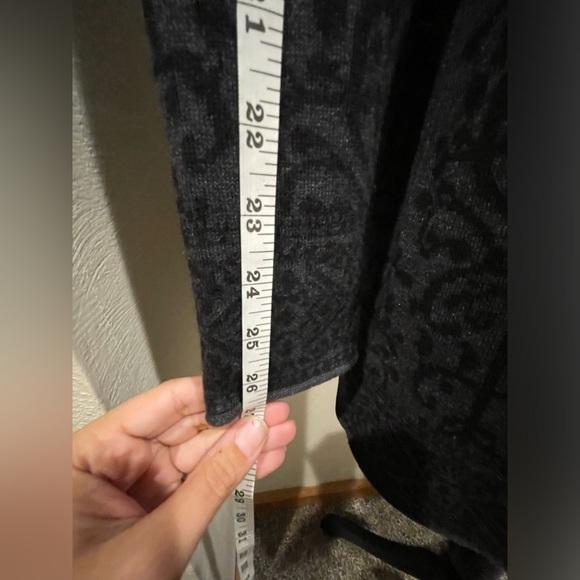 Cynthia Rowley long sweater jacket paisley print - Picture 7 of 10